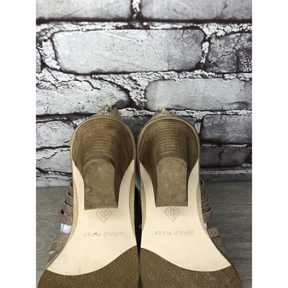 Donald Pliner Junnah Gold Metallic Leather Ankle Strap Heel Sandals Women 5M US - Picture 12 of 16